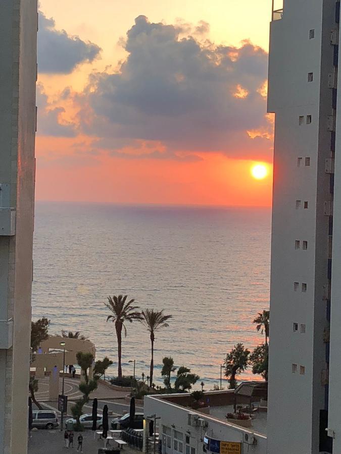 Royal Sea Studio Netanya Esterno foto